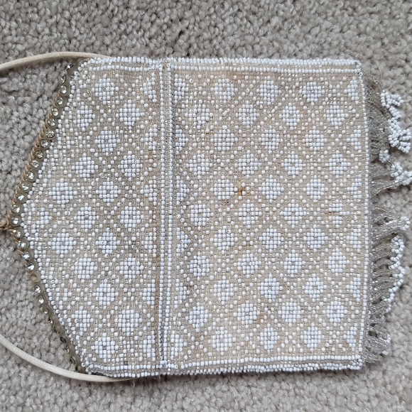 Antique Beaded Diamond Patterned Evening Bag - Picture 9 of 13